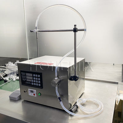 Máquinas de enchimento de líquido robustas de banco de aço inoxidável semiautomáticas