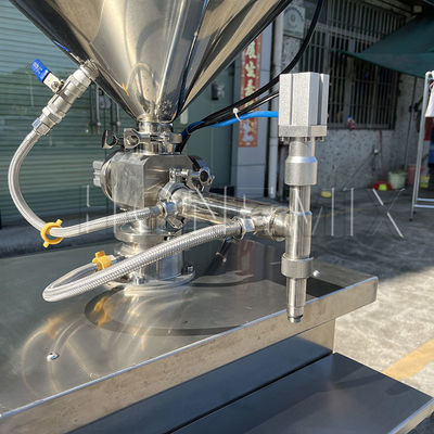 Máquina de enchimento de bálsamo aquecido para cosméticos Máquina de enchimento vertical semiautomática