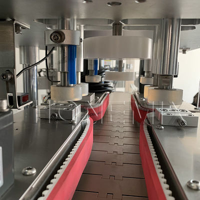 Máquina automática de revestimento de quatro rodas