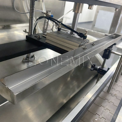 Máquinas de enchimento de líquido de garrafas de molho de 220V Controle PLC Design à prova de vazamento