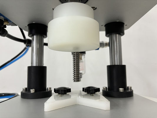 Máquina de fecho de garrafas semiautomática Pneumática